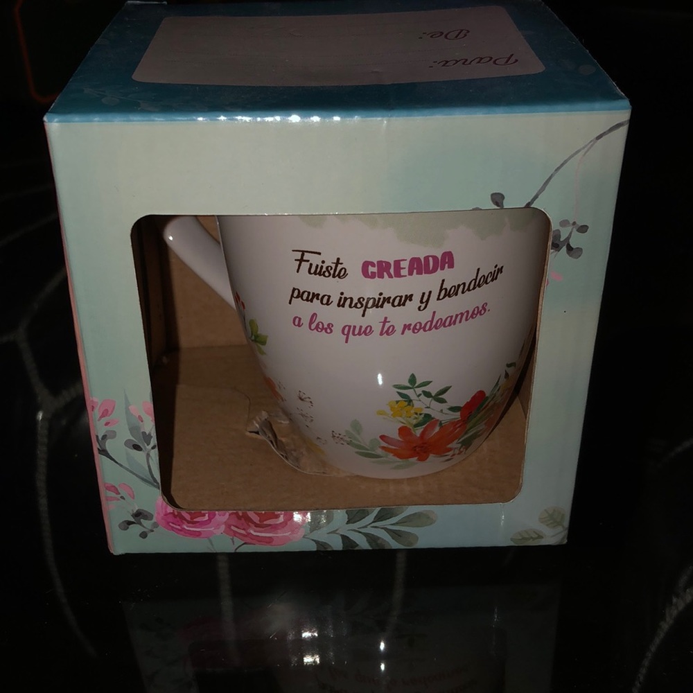 NWT floral mug from Curaçao